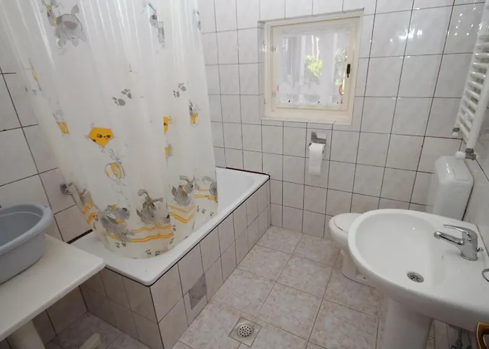 With Parking Space - 7647 Appartement