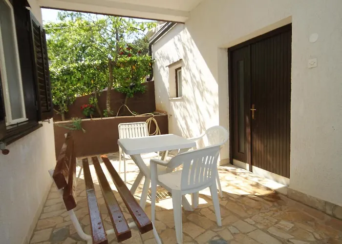 With Parking Space - 7647 Appartement