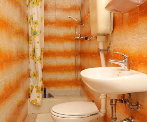 With Parking Space - 7647 Apartmán *